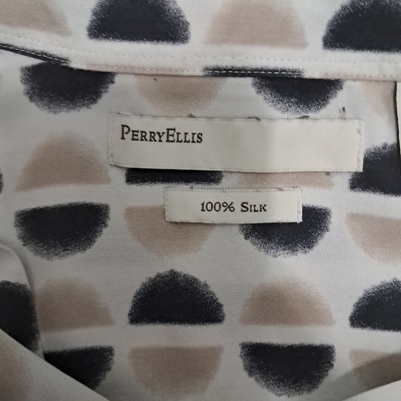 Perry Ellis Men's Shirt 100% Silk Size S - Picture 2 of 8